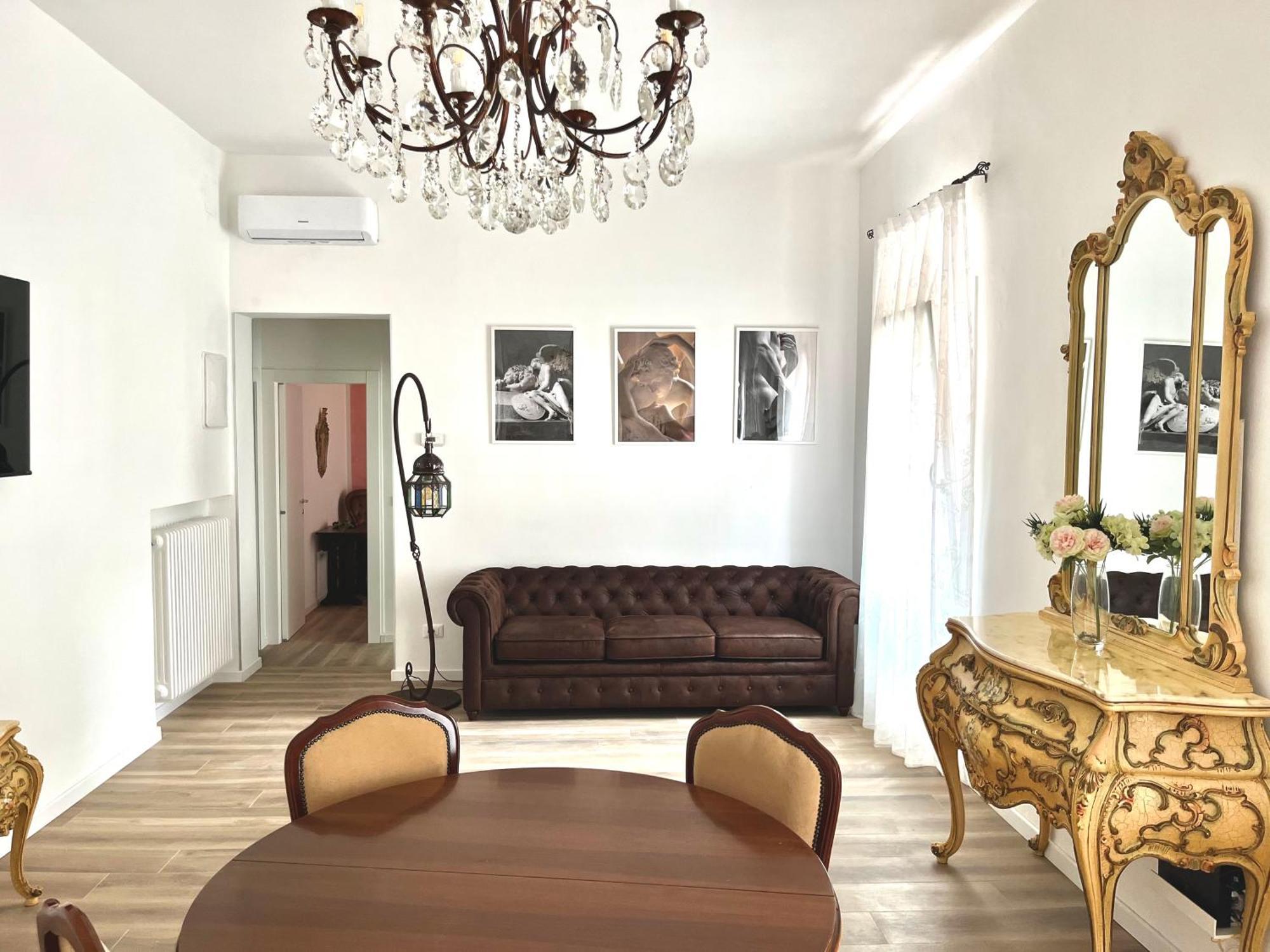 Airoldi Palace Apartment Чоджия Екстериор снимка