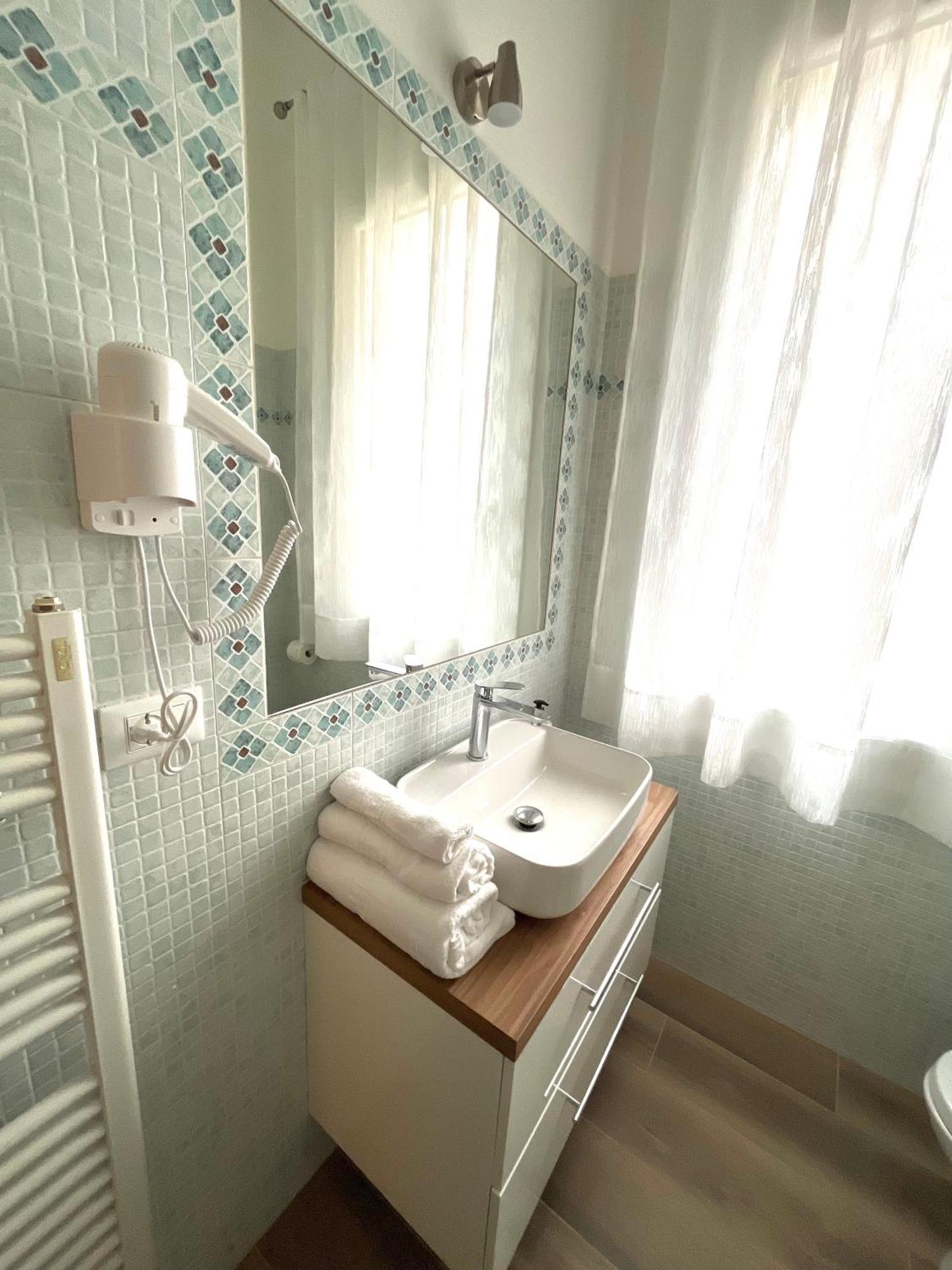 Airoldi Palace Apartment Чоджия Екстериор снимка