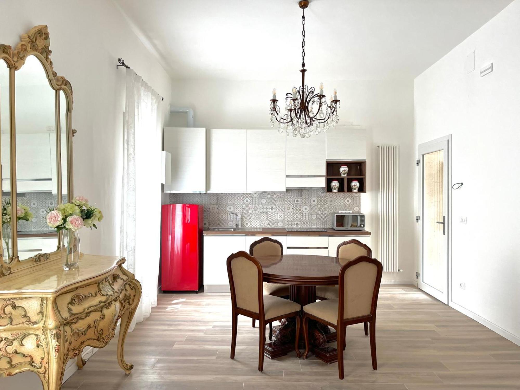Airoldi Palace Apartment Чоджия Екстериор снимка